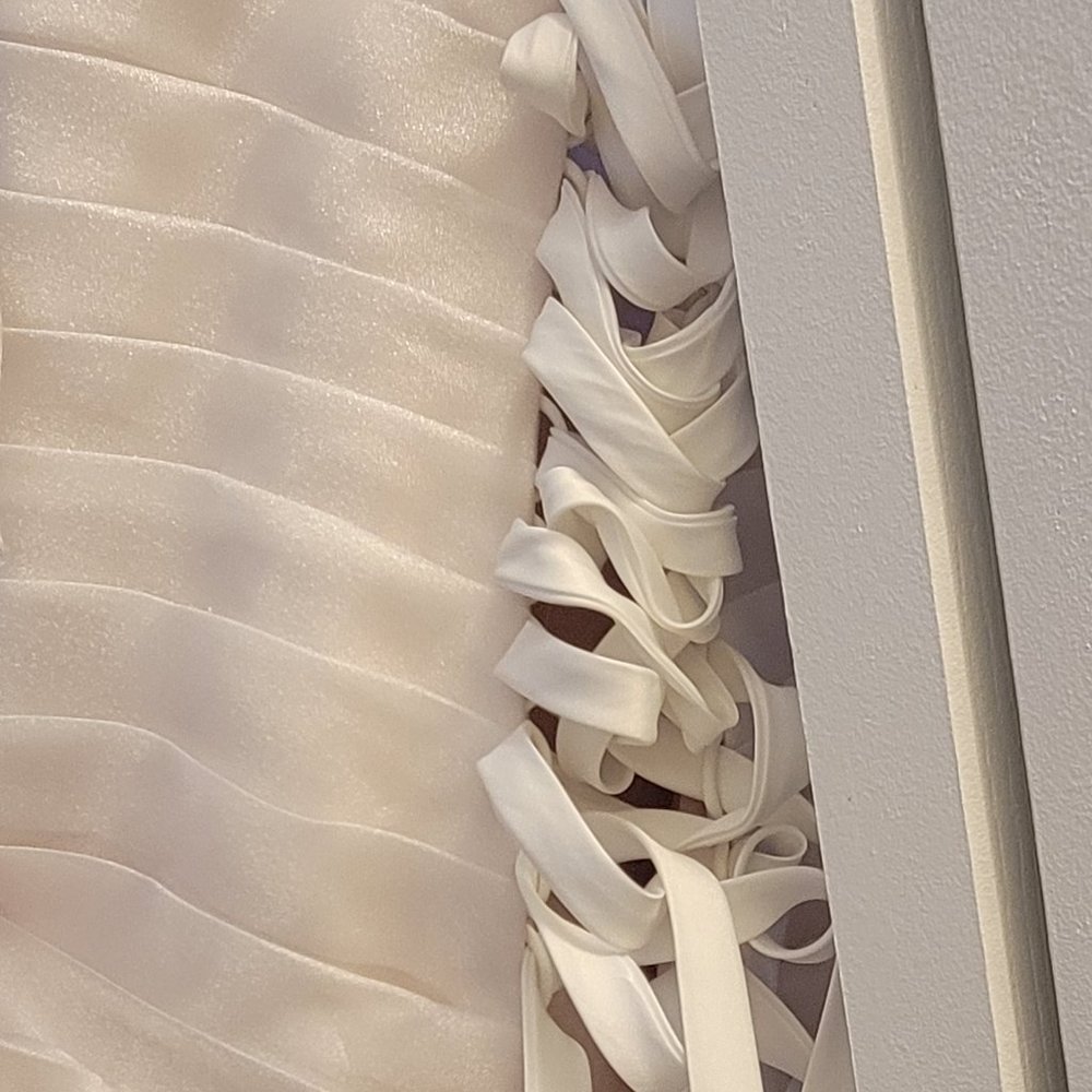 Wedding/Prom Dress - Picture 4 of 8
